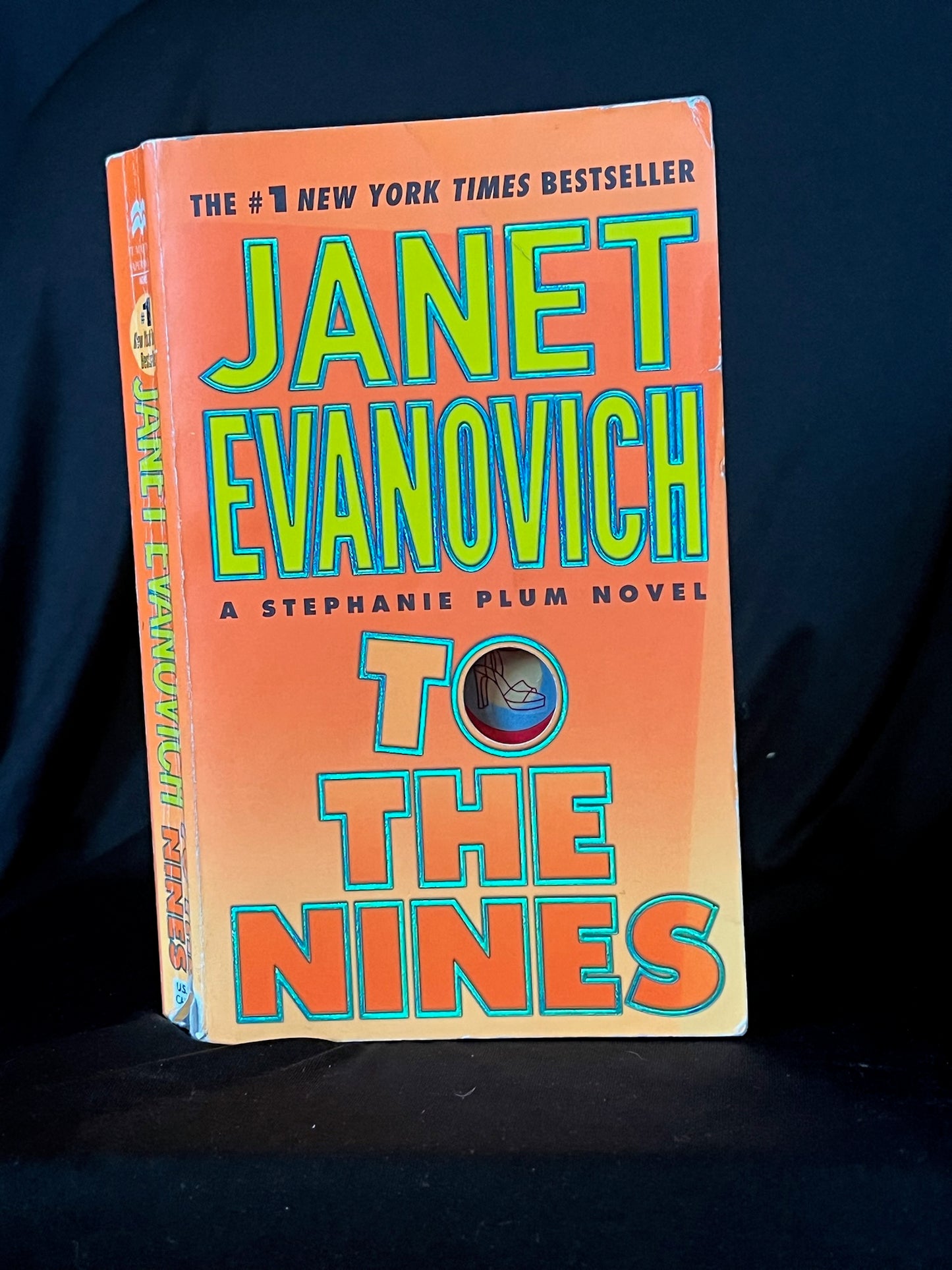 To The Nines by Janet Evanovich