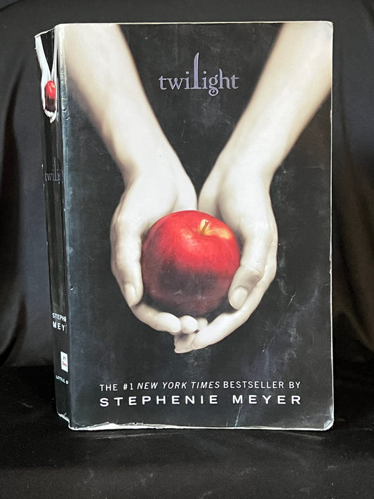 Twilight by Stephanie Meyer